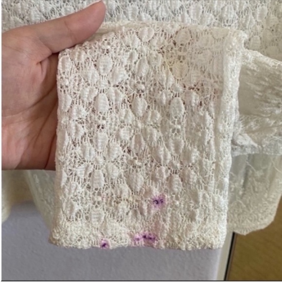 Women’s White Long Sleeve Lace Crop Fit Sheer Top Size Large - Picture 6 of 7